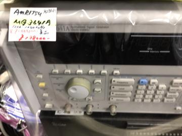 Anritu MG3641A シンセサイズド信号発生器